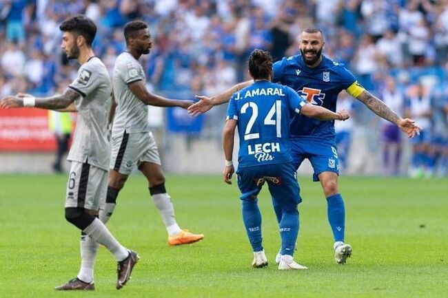 Cuộc chạm trán gay cấn giữa Vestri vs Framkjavik